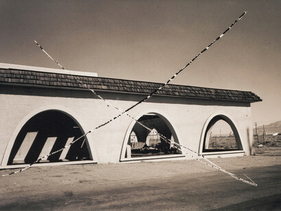 Thomas Barrow, Tri-arch, 1975 (p.l.). Courtesy of Derek Eller Gallery