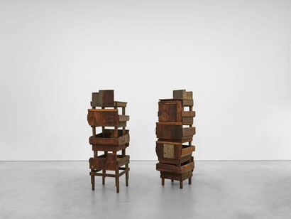 Louise Bourgeois, Gathering wool, exhibition view. Courtesy of Hauser & Wirth