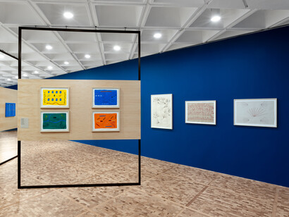 Laura Anderson Barbata y Sheroanawe Hakihiiwe, Wayamou: lenguas de lo común, vista de exhibición. Cortesía del Museo Tamayo 