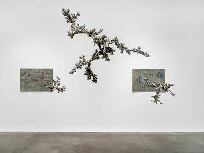 Agnieszka Kurant, Recursion, exhibition view. Courtesy of Marian Goodman Gallery