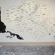 Homeroom: La escuela___. Education as resistance, vista de exhibición. Cortesía del MoMA PS1