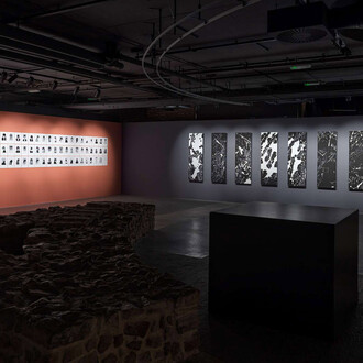 Temporary address, exhibition view. Courtesy of Jakopič Gallery