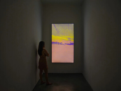 Daniel Canogar, Panoramic, exhibition view. Courtesy of Galería Max Estrella