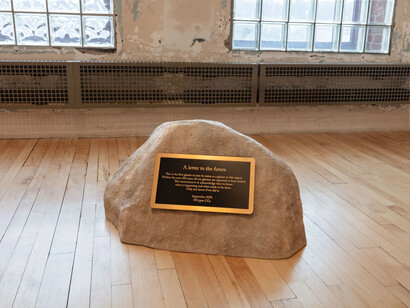 Ohan Breiding, Belly of a glacier, exhibition view. Courtesy of MASS MoCA