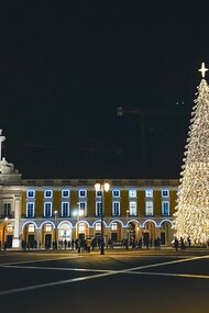 Árvore de Natal na Praça do Comércio, em Lisboa, Portugal