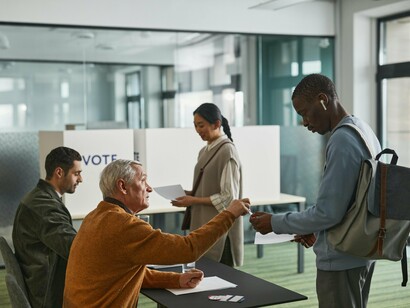 Em declaração ao jornal Notícias, o pesquisador João Vila-Chã observou que “a linha divisória entre protestos civis e ações coordenadas por grupos armados tornou-se cada vez mais tênue, dificultando a contenção da situação pelas autoridades” 