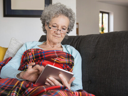 La abuela Mechi se carcajeaba con sus ocurrencias, aunque reconocía que la ponían en aprietos. Una vez le señaló algo que a su juicio estaba mal y la nieta respondió: “Dentro de lo malo siempre hay algo bueno..."