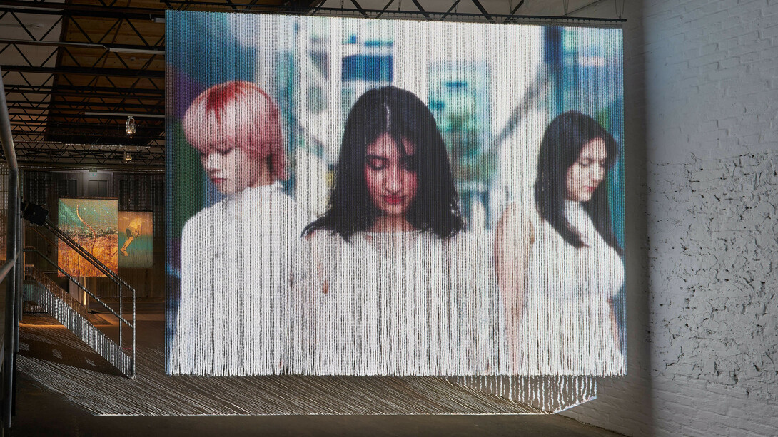 Stephanie Comilang, Coordinates at dawn, exhibition view. Courtesy of SCHIRN