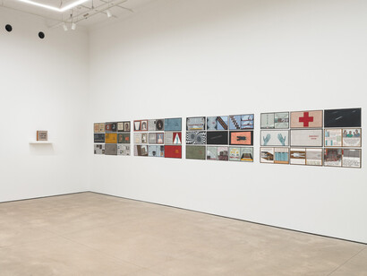 John Kelly, A friend gave me a book, exhibition view. Courtesy of P·P·O·W 