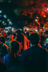 Hoy estamos ante una gran paradoja: hay demasiada gente en la Tierra