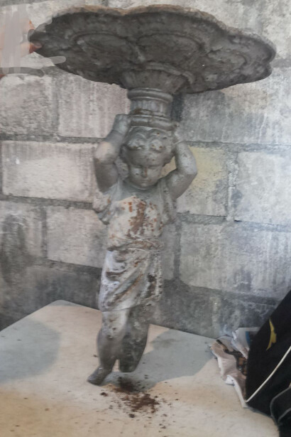 Estado en que se encontraba la figura central del Pastorcillo, en la bodega municipal. Año 2016. Foto: Sergio Orozco Abarca. Cartago, Costa Rica