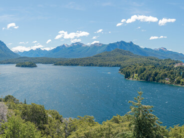 El paseo tiene que ser algo bonito, constructivo, agradable. Península de Llao Llao, Argentina 
