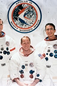 Equipaggio Apollo 15. Da sinistra: il Comandante David Scott, il pilota del Modulo di
Comando Alfred Worden e il Pilota del Modulo Lunare James Irwin