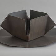 Carel Visser, Double form / Dubbele vorm, c. 1970/1972, Iron sculpture (two parts), 20 x 57 x 57 cm, 7 7/8 x 22 1/2 x 22 1/2 inches