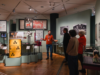 Natur und deutsche geschichte, ausstellungsansicht. Mit freundlicher genehmigung der Bundeskunsthalle