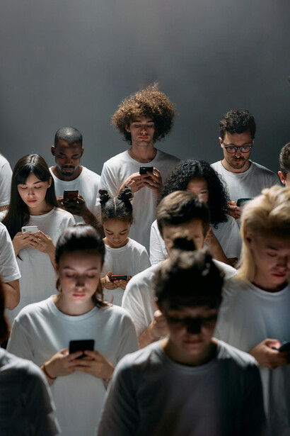 Eones de imágenes superpuestas se entrelazaron en mi mente