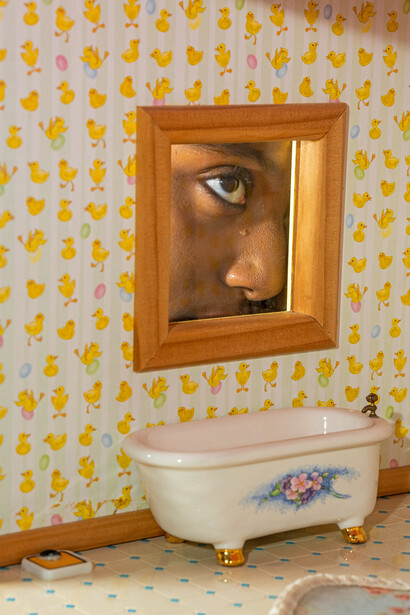 Francesca Hummler, Das badezimmer, 2021. Courtesy of Photo Elysée © Francesca Hummler