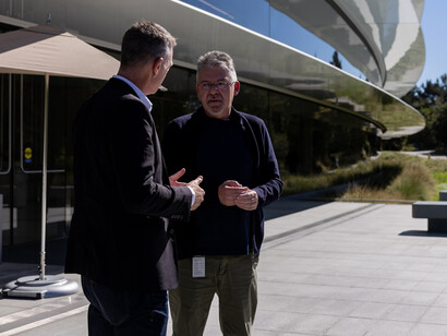 Apple Inc. is considered very important in the United States for several major reasons: economic, technological, cultural, and strategic