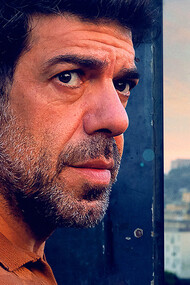 Nostalgia, film di Mario Martone, (2022). Nostalgia e volontà di riappropriarsi di quella parte più autentica di sé, quella che, come la città, “ti verrà dietro”, sempre. Quel lontano sempre presente