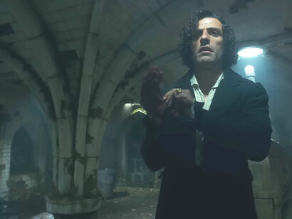 A brilliant but egotistical scientist defies nature by creating life, a decision that ultimately destroys both himself and his tragic creation in Guillermo del Toro’s Frankenstein, starring Oscar Isaac and Jacob Elordi