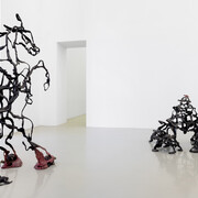 Raphaela Vogel, Stop! (The infinite regress), ausstellungsansicht. Mit freundlicher genehmigung der Galerie Meyer*Kainer