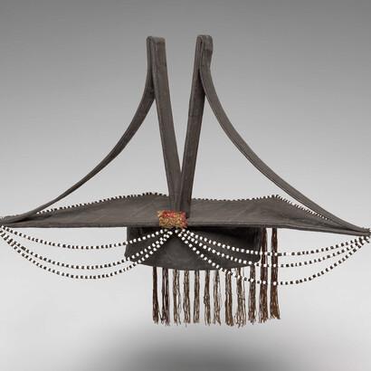 Bridal headdress, early 20th century. Courtesy of Philadelphia Museum of Art