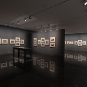 Charles Clifford y el registro monumental de España, vista de exhibición. Cortesía del Museo Universidad de Navarra