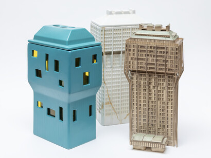 Modelli Torre Velasca, Fornasetti, N. spirito. Cortesia della Fondazione Francesco Pasquinelli 