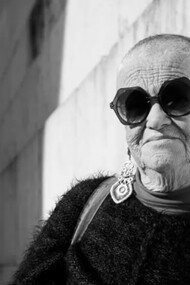 Branca Edmée Marques de Sousa Torres. Natural de Lisboa nasceu a 14-04-1899 e faleceu a 19-07-1986. Professora Universitária e Cientista