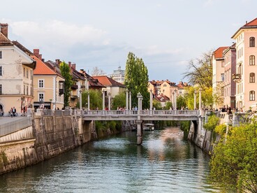 Ponte sul fiume Ljubljanika, Lubiana, Slovenia