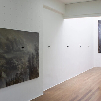 Pipo Hernández Rivero, Normas para no estar, vista de exhibición. Cortesía de Galería Nueveochenta 