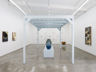 LaRissa Rogers, Dust of the streets, exhibition view. Courtesy of Night Gallery, Los Angeles. Photography by Ed Mumford
