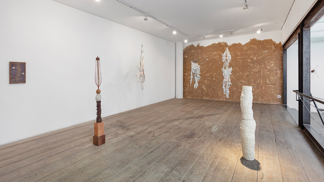 Various artists, Corpo de prova, exhibition view. Courtesy of Galeria Marilia Razuk