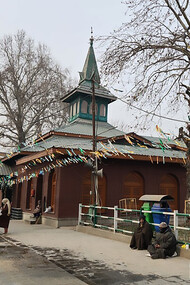 Khanqah Naqshband Sahib, a shrine dedicated to the revered Sufi saint Sheikh Noor-ud-din Noorani, also known as Nund Rishi, Srinagar, India