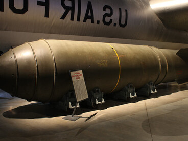 The Mark 17, on display at the National Museum of the US Air Force, was the first operational thermonuclear weapon of the U.S. Air Force, known as the “H-bomb,” where hydrogen fusion under extreme heat generated unprecedented levels of energy