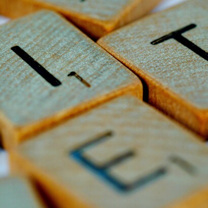 L’autore rimane insostituibile quando sa trasformare in linguaggio i segnali mutevoli dell’inconscio e dell’esperienza collettiva