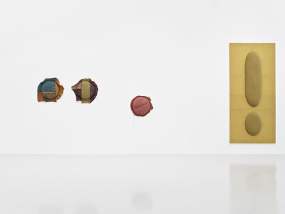 Nicolas Momein, Des clous dans la bouche, vue de l'exposition. Avec l'aimable autorisation de Ceysson and Bénétière