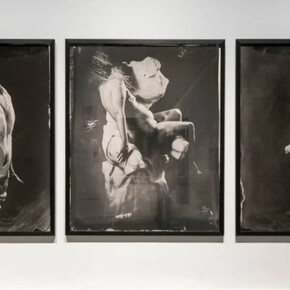 Marina Vargas, El abrazo, piedad y el modelo y la artista y Torso de Belvedere, 2015-2021. Courtesy of ADN Galeria 