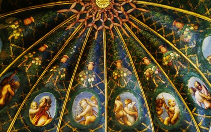 Correggio (1489–1534), affreschi della volta della Camera della Badessa o Camera di San Paolo, ex monastero di San Paolo a Parma, Italia