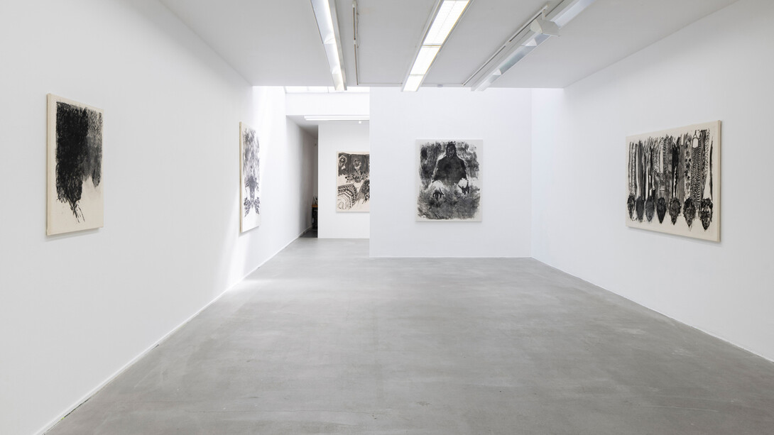Tiemar Tegene, Mirror, mirror on the wall, who’s the darkest of them all? Exhibition view. Courtesy of Akinci. Photo by Peter Tijhuis