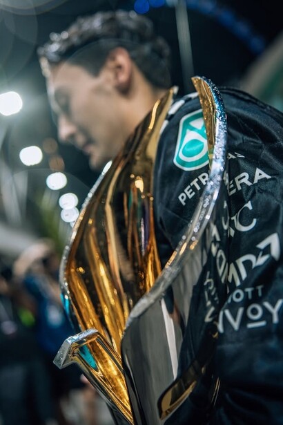 Per il team Mercedes F1 si tratta di una prestazione che conferma il potenziale della vettura nel finale di stagione, con Russell che dichiara di sentirsi “pronto a lottare per il titolo”