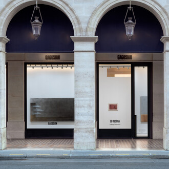 Ed Ruscha, Talking doorways, vue de l'exposition. Avec l'aimable autorisation de Gagosian