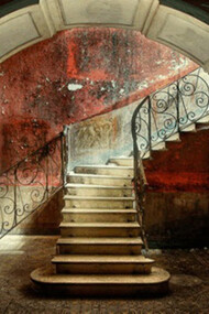 Exploração urbana. Uma velha mansão abandonada