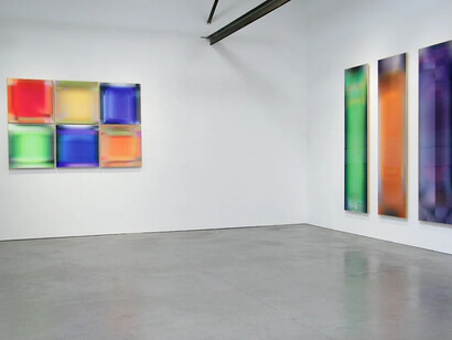 Bill Kane, Light bodies, exhibition view. Courtesy of Themes+Projects