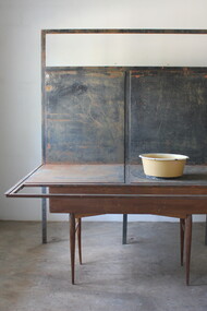 Fuga, Christine Henry