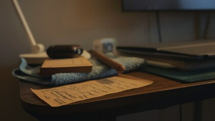 O miniconto é um gênero textual que guarda certa semelhança com as piadas e os provérbios. Como as piadas, minicontos são narrativas breves com final surpreendente. Muitos provérbios são, de certa forma, micronarrativas. Um importante filósofo alemão afirmava que provérbios são ruínas de antigas narrativas