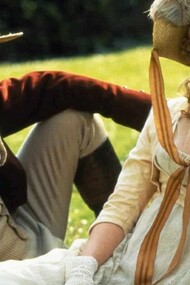 Gli attori Kate Winslet e Greg Wise nel film adattato dal libro di Jane Austen, 1995 