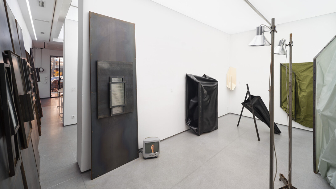 Ensamblajes sensibles. El abismo de lo real en la obra de Ángeles Marco, vista de exhibición. Cortesía de 1 Mira Madrid