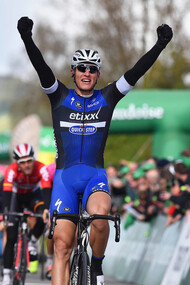 Marcel Kittel vincitore della Seconda tappa del Giro d'Italia 2016