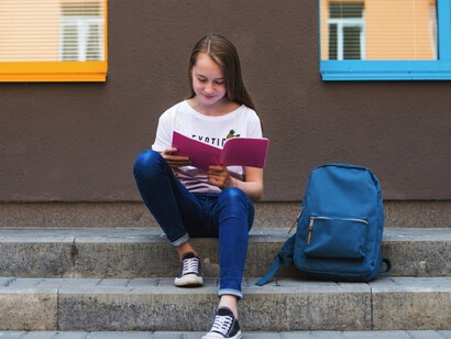 Marina, aunque vaticinaba que el carácter de su hermano le traería problemas, nunca dejó de plantearle sus dilemas ni de tratar de rebatir sus afirmaciones de igual a igual, como buenos camaradas